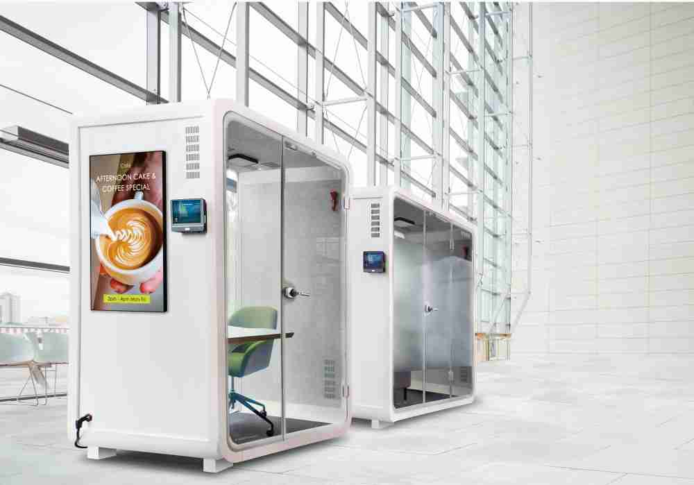 william威廉中文官网子公司达擎之智慧行动办公舱，，，，采用PDLC智能调光玻璃设计，，，透过通电与断电的电流切换，，呈现透明与雾面效果，，，具节能降耗特性并兼顾隐私，，，确保信息安全